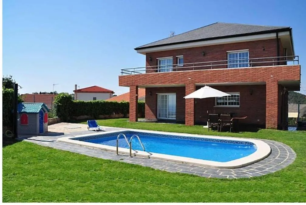 Villa Brisas - Preciosa Villa Con Gran Intimidad Y Piscina Segur de Calafell